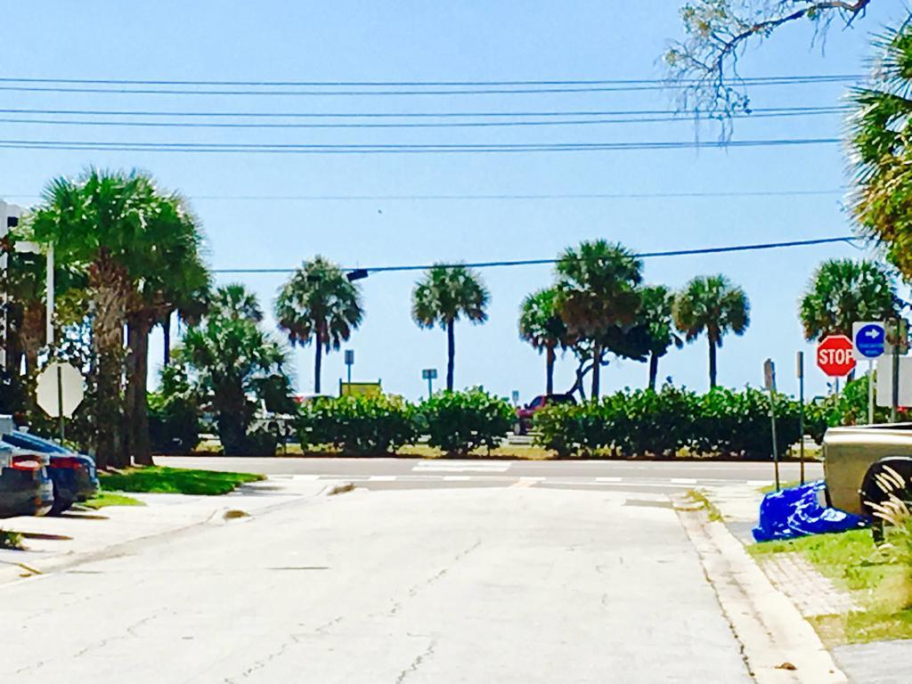 Madeira Bonita Apartment #6 St. Pete Beach Bilik gambar